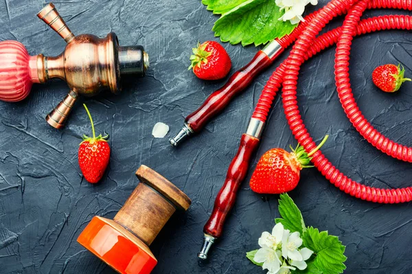 Oosters Roken Hookah Met Aardbeientabak Berry Hakkah Tabak — Stockfoto