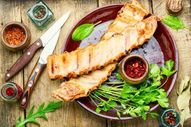 İştah açıcı domuz eti ya da domuz pirzolası..