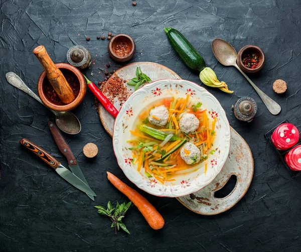 Sopa Verduras Casera Con Albóndigas Verduras Bolsa Con Calabacín — Foto de Stock