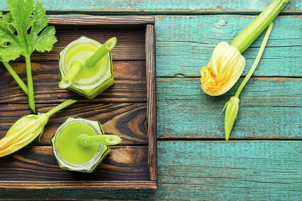 Grüner Frischer Roher Smoothie Aus Zucchini Gesundes Getränk — Stockfoto