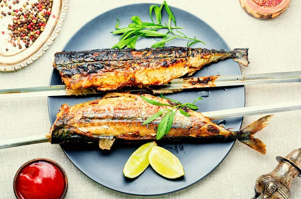 Рыбный Кебаб Mackerel Mackerel Skewers Fish Барбекю Skewer Grilled Рыбный — стоковое фото