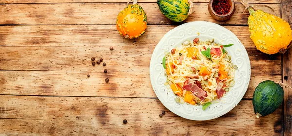 Pasta Spaghetti Pumpkin Bacon Pasta Carbonara Seasonal Autumn Food — Stock Photo, Image