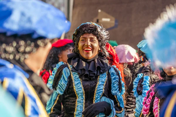 Dordrecht Niederlande November 2018 Menschen Piet Kostümen Helfer Des Heiligen — Stockfoto