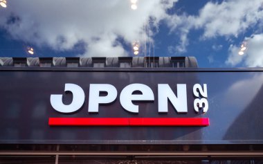 Open32 logosu yakın çekim