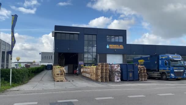 Azienda di riciclaggio a Barendrecht — Video Stock