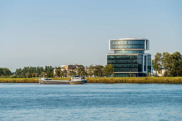 Dordrecht September 2020 Uitzicht Maas Van Het Nieuwe Hoofdkantoor Van — Stockfoto