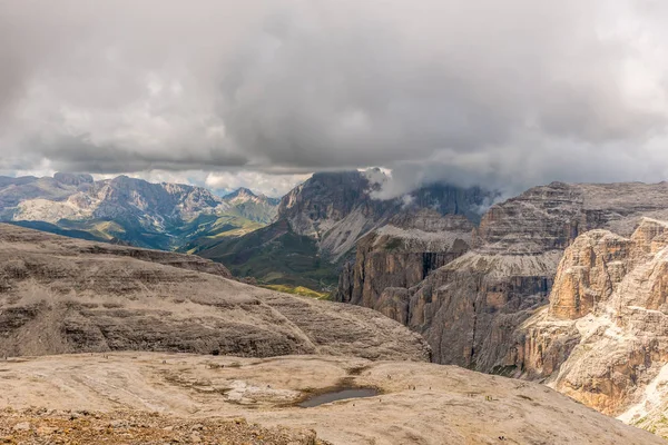 이탈리아 비오이의 Dolomites에 하이킹 — 스톡 사진