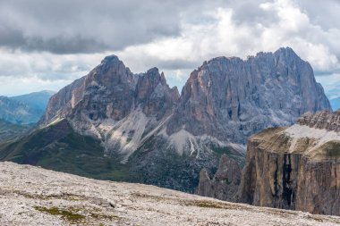 Dolomites İtalya - Val Gardena - Passo Sella