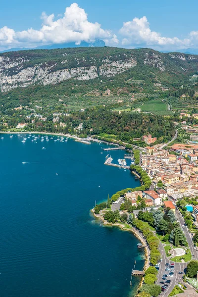 Άποψη Γκάρντα Λίμνη Garda Στην Ιταλία — Φωτογραφία Αρχείου