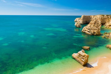 Praia da Marinha - güzel plaj Marinha Algarve, Portekiz