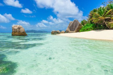 Anse Source d 'Argent - Seyşeller' deki La Digue Adası Plajı