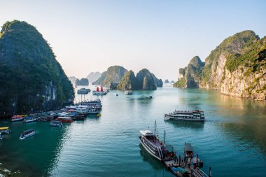 Halong Bay Vietnam güzel manzara