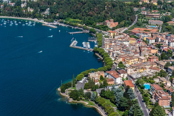 Άποψη Γκάρντα Λίμνη Garda Στην Ιταλία — Φωτογραφία Αρχείου