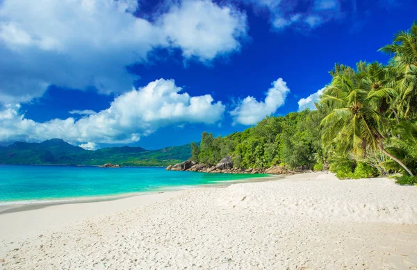 热带岛屿马的天堂海滩 — 图库照片