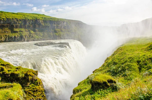 Gullfoss 美丽的瀑布在冰岛 — 图库照片