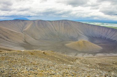Myvatn - İzlanda yanardağ peyzaj