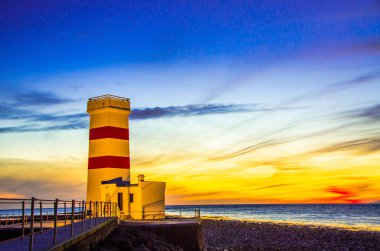 İzlanda sahil görünümü deniz feneri