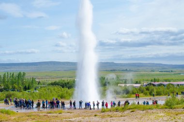 Geysir Strokkur - Avrupa'nın en büyük şofben