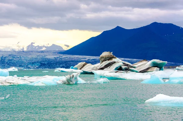 Ледниковое Озеро Джокерсарлон Исландии — стоковое фото