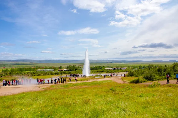 Geysir Strokkur - Avrupa'nın en büyük şofben