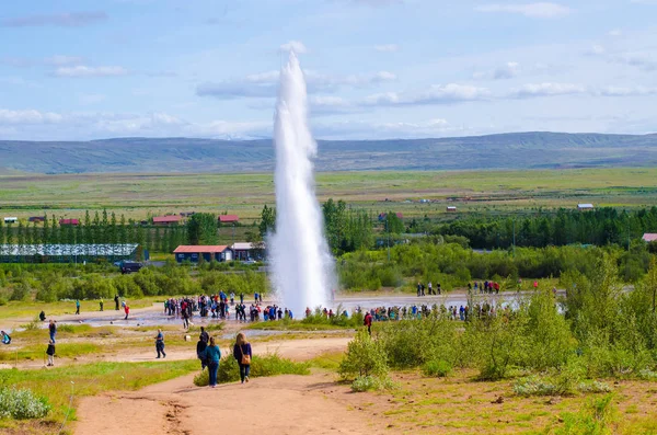 Geysir Strokkur - Avrupa'nın en büyük şofben