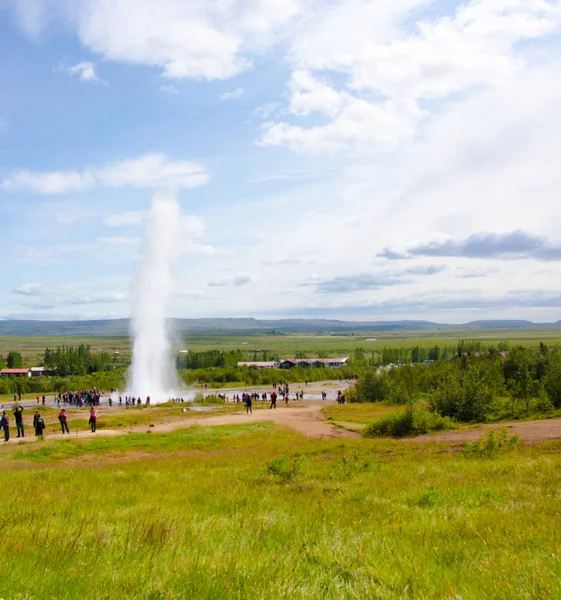 Geysir Strokkur - Avrupa'nın en büyük şofben