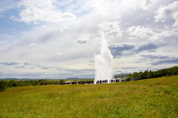 Geysir Strokkur - Avrupa'nın en büyük şofben