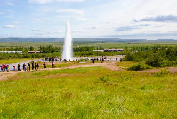 Geysir Strokkur - Avrupa'nın en büyük şofben
