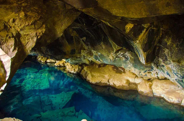 Islandia Myvatn Piscina Caliente Cueva — Foto de Stock