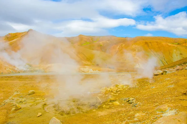 Iceland Kerlingarfjoll Volcanic Landscape Hot Springs Steaming Streams — Stock Photo, Image