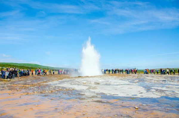 Geysir Strokkur - Avrupa'nın en büyük şofben