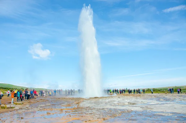 Geysir Strokkur - Avrupa'nın en büyük şofben
