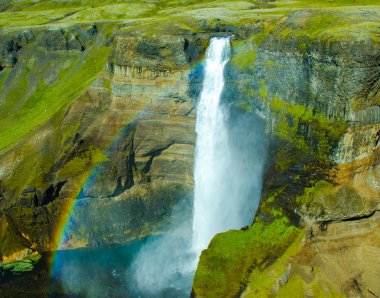 Haifoss - İzlanda'daki güzel şelale