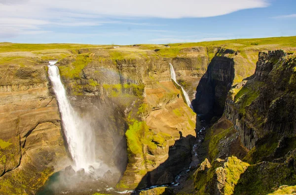 Haifoss - İzlanda'daki güzel şelale