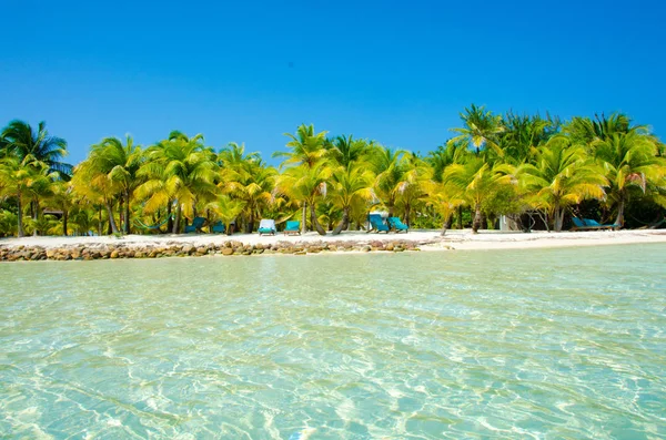 Güney Su Caye Belize - küçük Karayip Cennet Adası tropik beach tatil ve dinlenme için ile