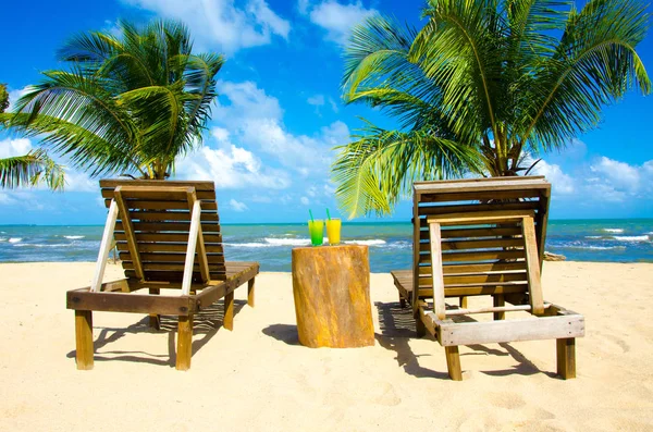 Refreshing Cocktails Beach Belize Recreation Tropical Destination Vacation Paradise Coast — Stock Photo, Image