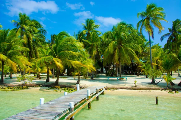 Güney Su Caye Belize - küçük Karayip Cennet Adası tropik beach tatil ve dinlenme için ile