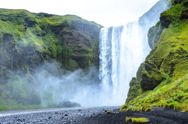 Skogafoss Stort Vattenfall Södra Island — Stockfoto