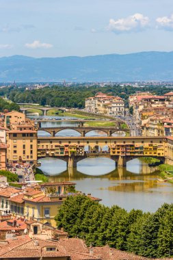 Piazzale Michelangelo - Ponte Vecchio ve Palazzo Vecchio Arno Nehri - Toskana, İtalya Floransa'dan görünümünü
