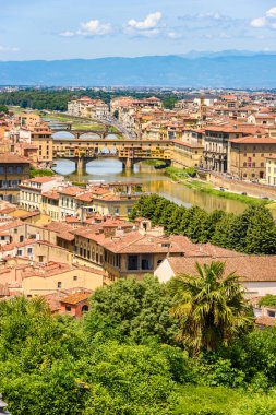 Piazzale Michelangelo - Ponte Vecchio ve Palazzo Vecchio Arno Nehri - Toskana, İtalya Floransa'dan görünümünü