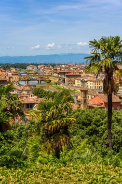 Piazzale Michelangelo - Ponte Vecchio ve Palazzo Vecchio Arno Nehri - Toskana, İtalya Floransa'dan görünümünü
