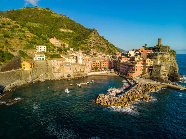 Vernazza Falu Cinque Terre Nemzeti Park Olaszország Spezia Megyében Liguria — Stock Fotó