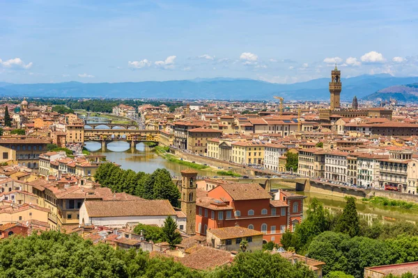 Piazzale Michelangelo - Ponte Vecchio ve Palazzo Vecchio, Duomo Santa Maria Del Fiore ve Bargello Arno Nehri - Toskana, İtalya Floransa'dan görünümünü