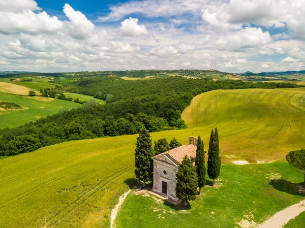 Vitaleta (Cappella della Madonna di Vitaleta) Şapel Val d Orcia, Toskana, İtalya güzel manzara sahne