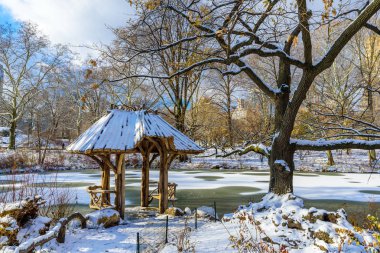 Kış manzarası içinde Central Park, New York City buz ve kar, ABD ile
