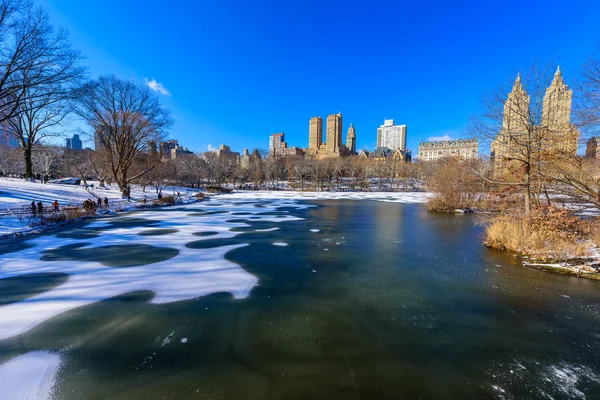 Lago Parque Central Ciudad Nueva York Paisaje Invierno — Foto de Stock