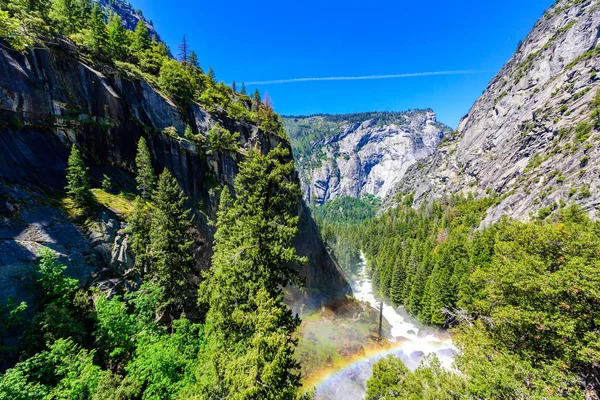 Paisaje Del Río Merced Parque Nacional Yosemite Whitewater Rapids California — Foto de Stock