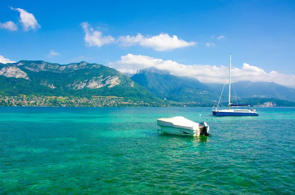 Panoramatický Pohled Jezero Annecy Francii Savojsko Destinace Pro Dovolenou Létě — Stock fotografie