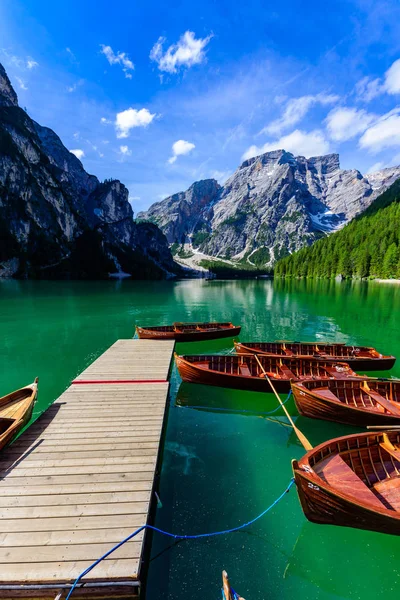 Lac Braies Également Connu Sous Nom Pragser Wildsee Lago Braies — Photo