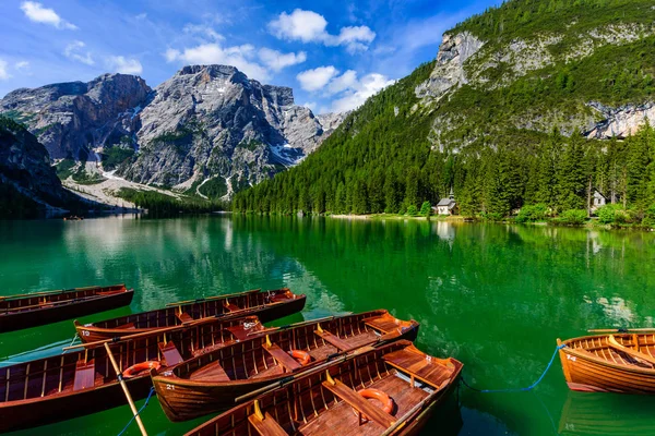 Lago Braies También Conocido Como Pragser Wildsee Lago Braies Las —  Fotos de Stock